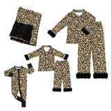 Preorder MOQ 5 pcs each Halloween Bat Leoaprd Feather Mommy And Me Pajamas Outfits