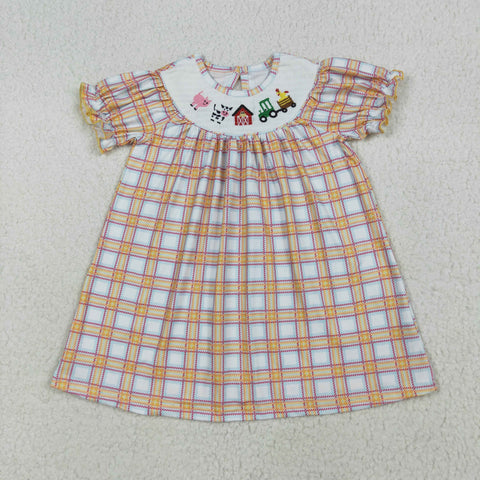 GSD2276 Farm Animals Barn Smocked Girl's Dress