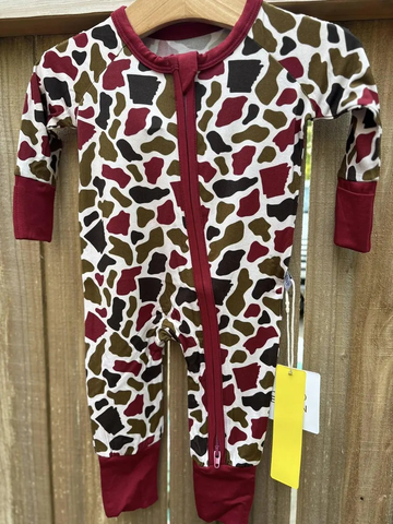 Preorder 10.08 MOQ 5 pcs LR2693 Hunting Camo Red Baby Sleepers Romper