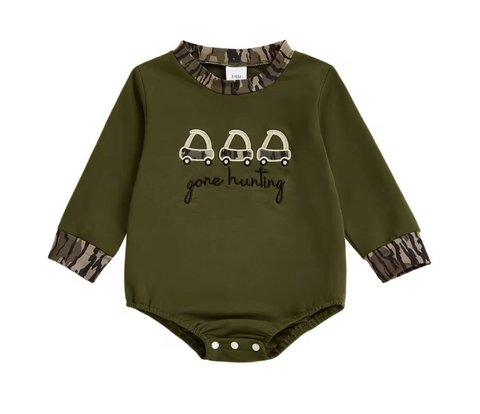 Preorder 11.23 MOQ 5 pcs LR2835 Gone Hunting Camo Golf Cart Baby Boys Romper