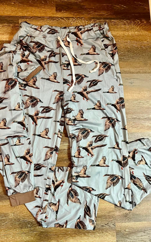 Preorder 11.25 MOQ 5 pcs P0947 Mallard Ducks Men Adult's Pants