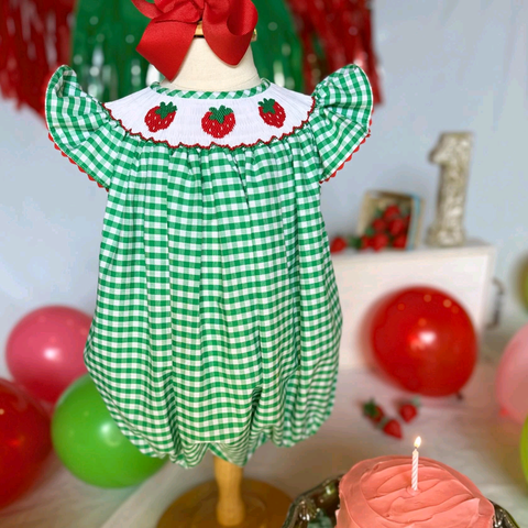 Preorder 12.14 MOQ 5 pcs SR3550 Strawberry Green Plaid Baby Girls Romper