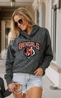 MOQ 8 pcs Custom Style Bengals Leopard Adult's Hoodie Shirt