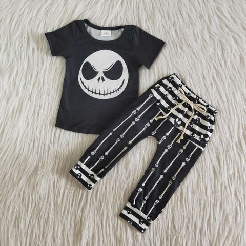 SALE A0-15 Boy's Halloween Black Skull Short Sleeves Set